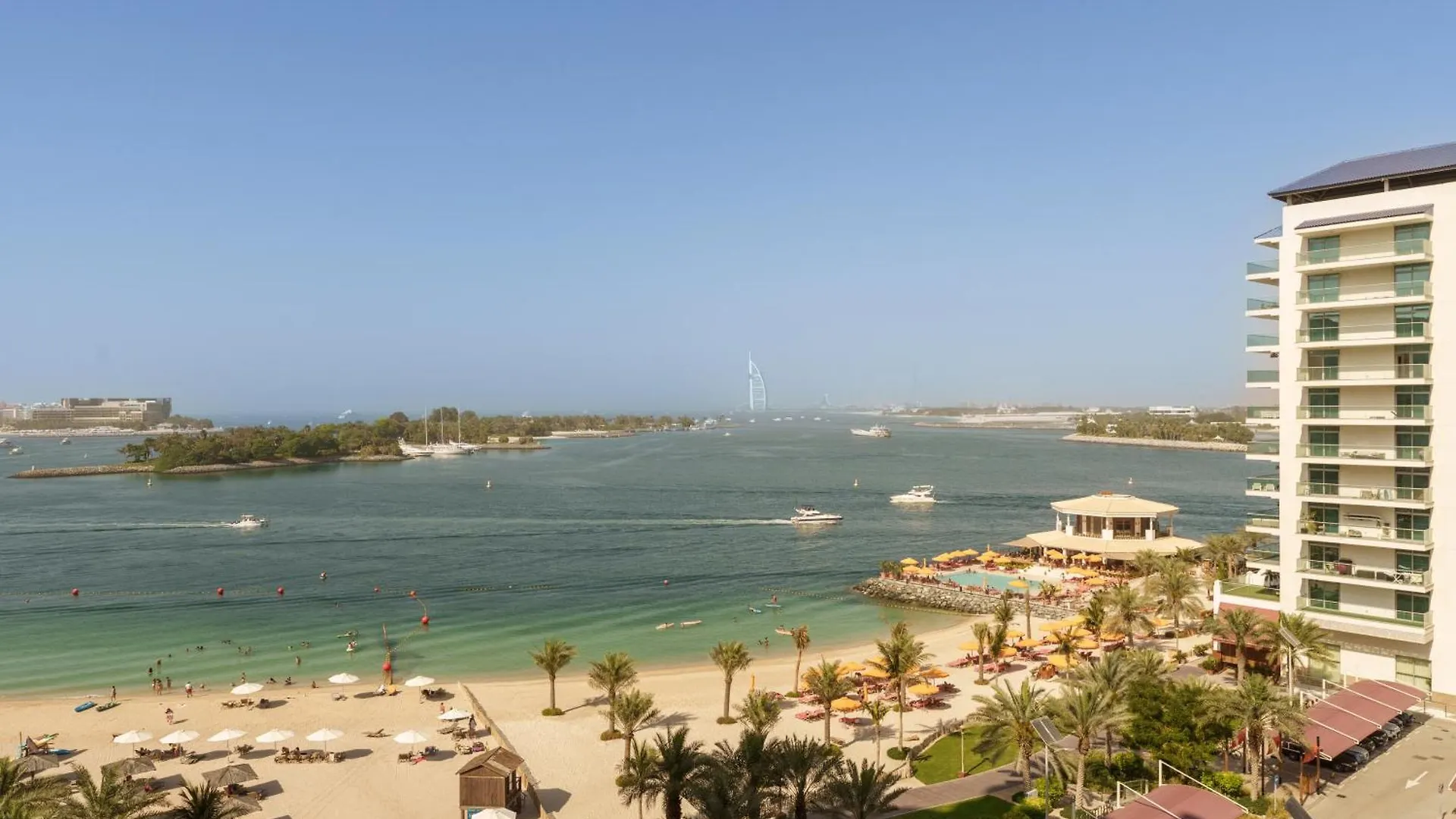 Daniels 1Br At Shoreline With Sea View Dubai