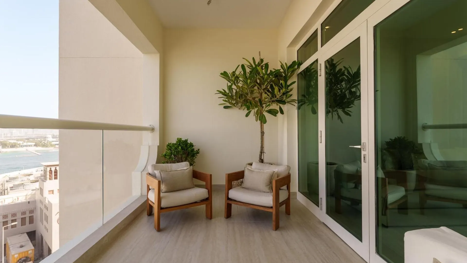 Apartment Daniels 1Br At Shoreline With Sea View Dubai